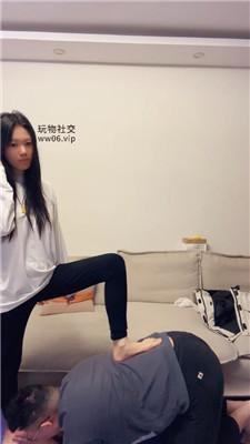【埋汰】瑜伽裤女神玉足崇拜 JS250104-21