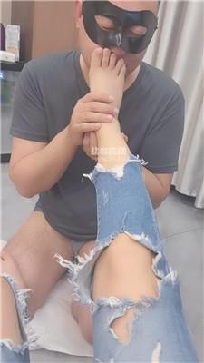 【孙阳】臭脚丫玩绿奴    JS260825-44
