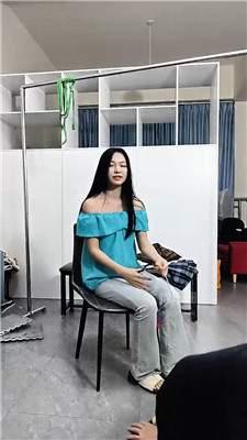 【晚琴】胯下羞辱鞭打粉丝狗 bf64982
