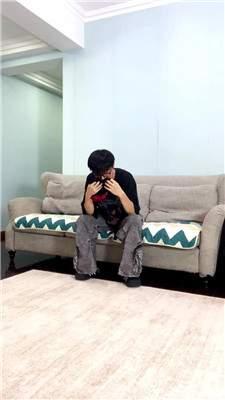 【偏爱】今天男邻居来家里玩   JS261021-13